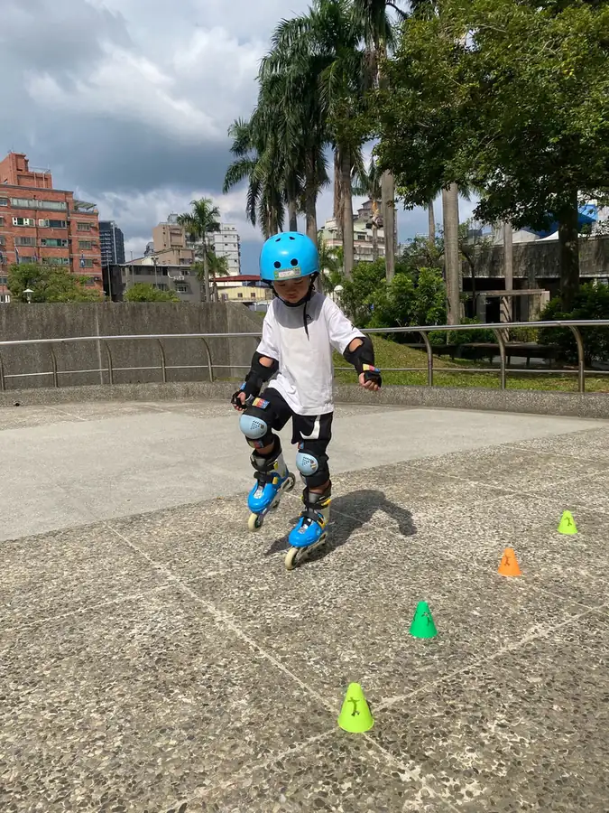 太空直排輪體驗課上課情形