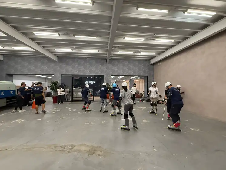 大漢家具企業員工直排輪課程照片 1
